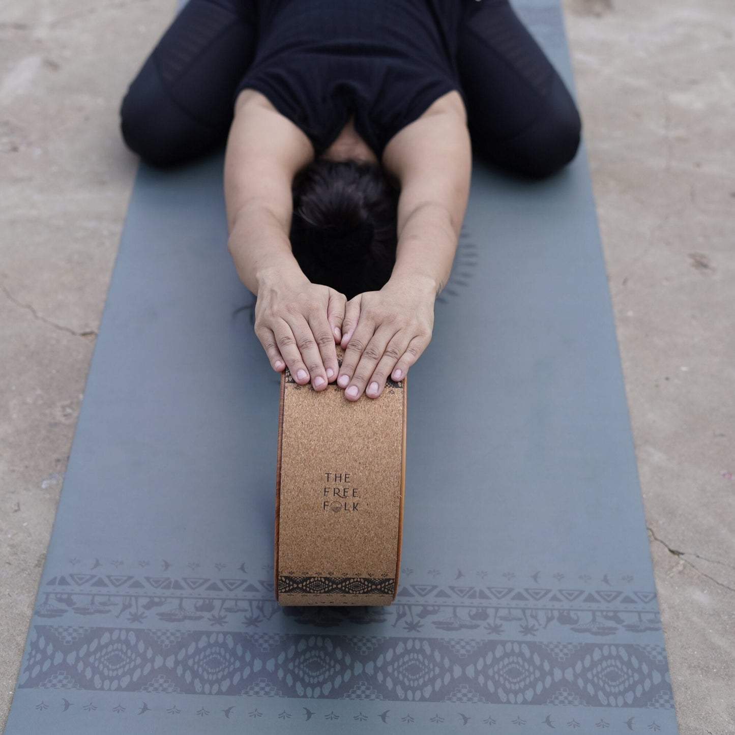 CORK YOGA WHEEL - The Free Folk
